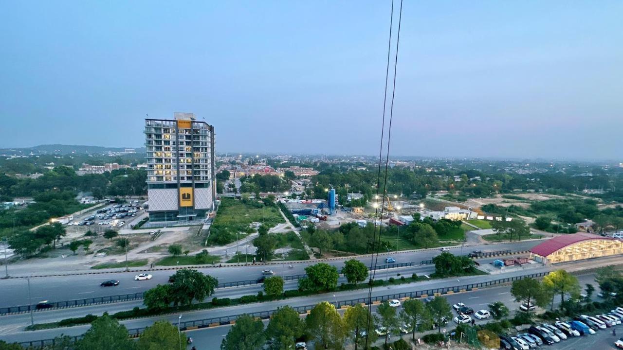 Centaurus Heights Apartment Islamabad Exterior photo